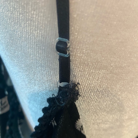 Mason + Mackenzie black and white cami shirt - Picture 5 of 7